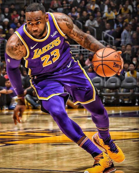 希克：我们拼到了最后一秒；球队进攻非常高效、防守也很紧密（希克：拼到最后一刻，球队进攻高效、防守严密）