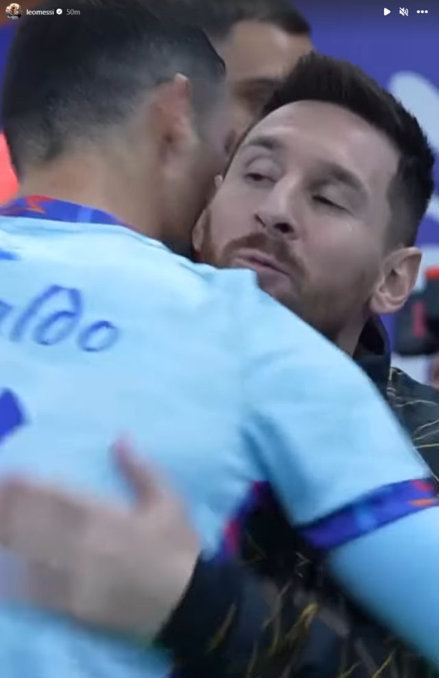 手感火热！小巴里·布朗首节3记三分球轰下11分1板1助1断（小巴里·布朗首节火力全开：命中3记三分，砍下11分1板1助1断）