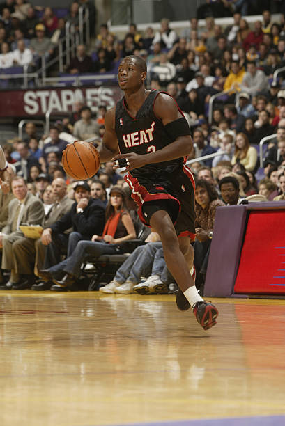 记者：对手骂梅西是“德保罗跟屁虫”，梅西被激怒后要约架（记者：对手嘲讽梅西为“德保罗跟班”，被激怒的梅西提出约战）