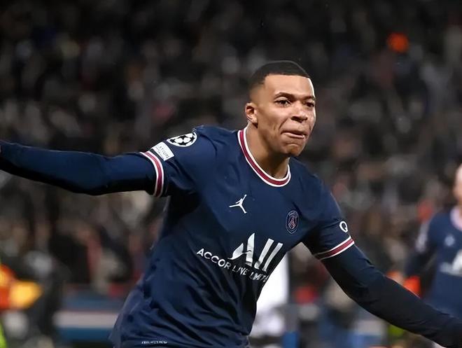 前三次欧冠首发均有进球，埃斯特旺是20岁以下球员第三人（欧冠前三次首发场场进球，埃斯特旺成20岁以下第3人）