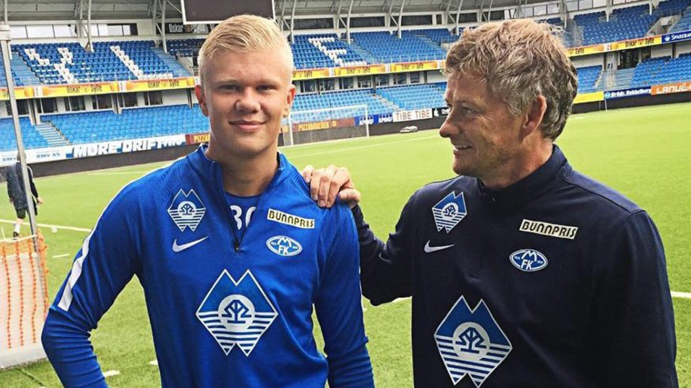 西甲半场：多兰造点，费尔南德斯点射，西班牙人1-0巴列卡诺（西甲半场战报：多兰造点，费尔南德斯命中点球，西班牙人暂1-0领先巴列卡诺）