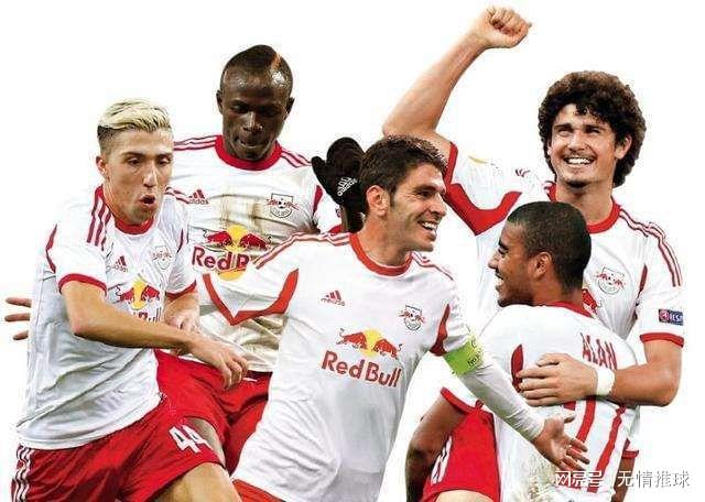 巴萨官方回顾诺坎普翻新前最后一场：12人仍在队内，7人首发（巴萨官网回顾诺坎普改造前末战：阵中仍有12人，7人当时首发）