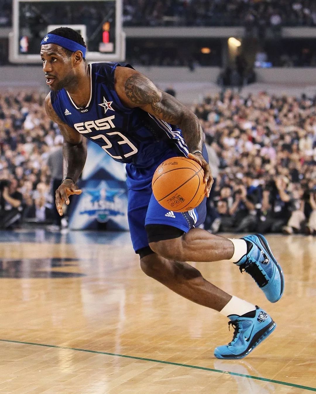 2025／26赛季英超：埃弗顿VS阿森纳，英超焦点战！阿森纳志在稳固榜首（2025／26英超焦点战：埃弗顿对决阿森纳，枪手力保榜首）