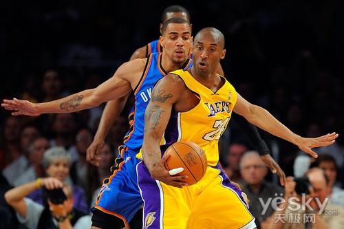 足球国足替补席贡献大，两人替补破门（国足板凳深度显威，两名替补联袂破门）