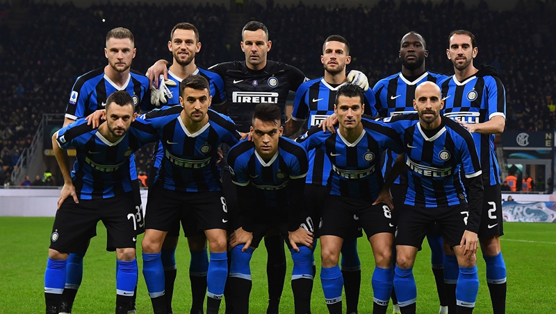 伤愈复出，卡瓦尼时隔两个月再次代表博卡出场并打进一粒点球（伤愈回归，卡瓦尼阔别两月再披博卡战袍，点射破门）