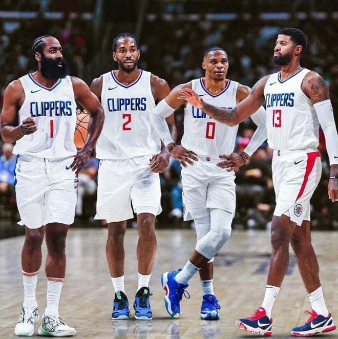 再起风波，内马尔：向教练致歉？又是哪个狗屎记者编造的谎言（风波再起，内马尔否认向教练道歉：是谁在捏造谣言？）