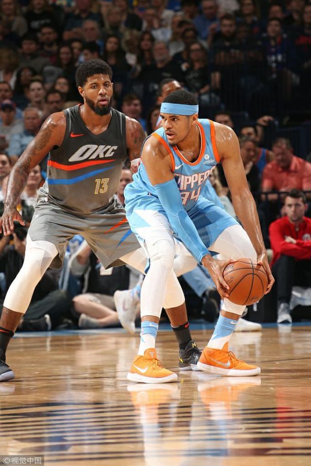 库杜斯：弗兰克告诉我在场上做自己，我很开心按自己方式踢球（库杜斯：弗兰克鼓励我做回自己，我很享受以自己的风格踢球）