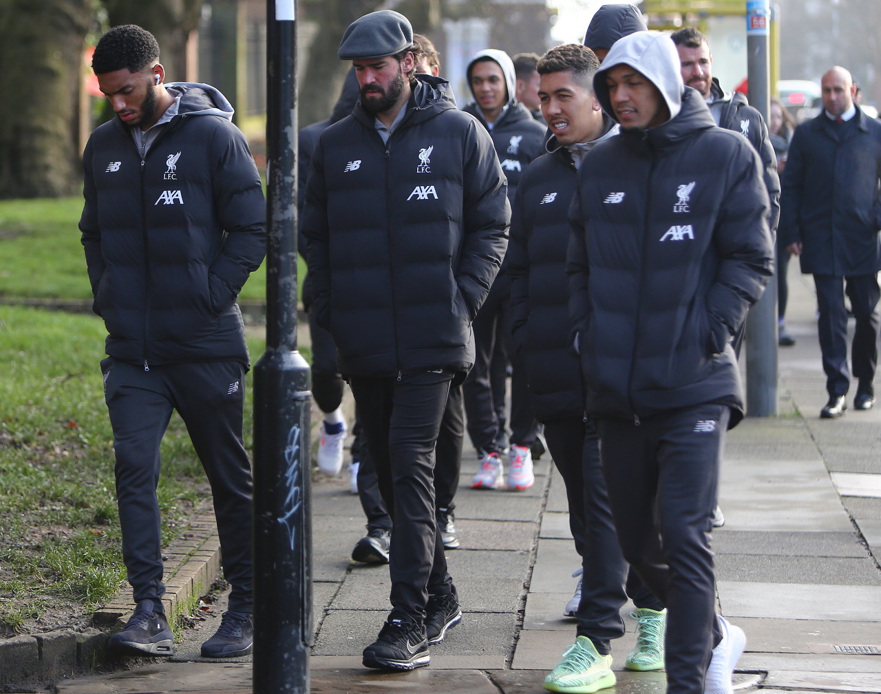 巴萨战布鲁日大名单：莱万领衔，亚马尔在列，克里斯滕森缺席（巴萨对阵布鲁日名单出炉：莱万领衔，亚马尔入选，克里斯滕森无缘）