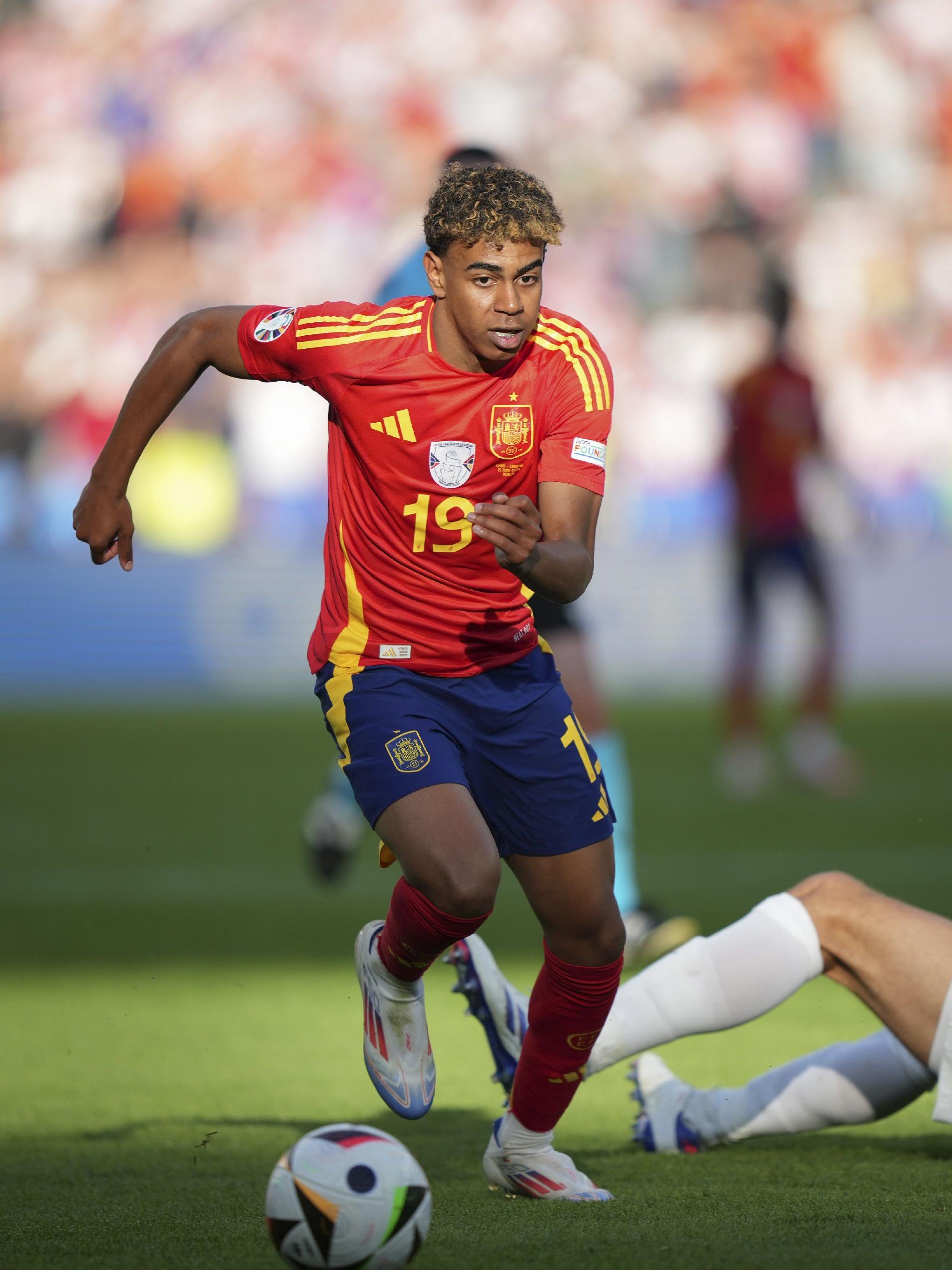 跟队记者：拉比奥大概率不会参加对阵恩泰拉的友谊赛（随队记者：拉比奥极可能缺席与恩泰拉的热身赛）